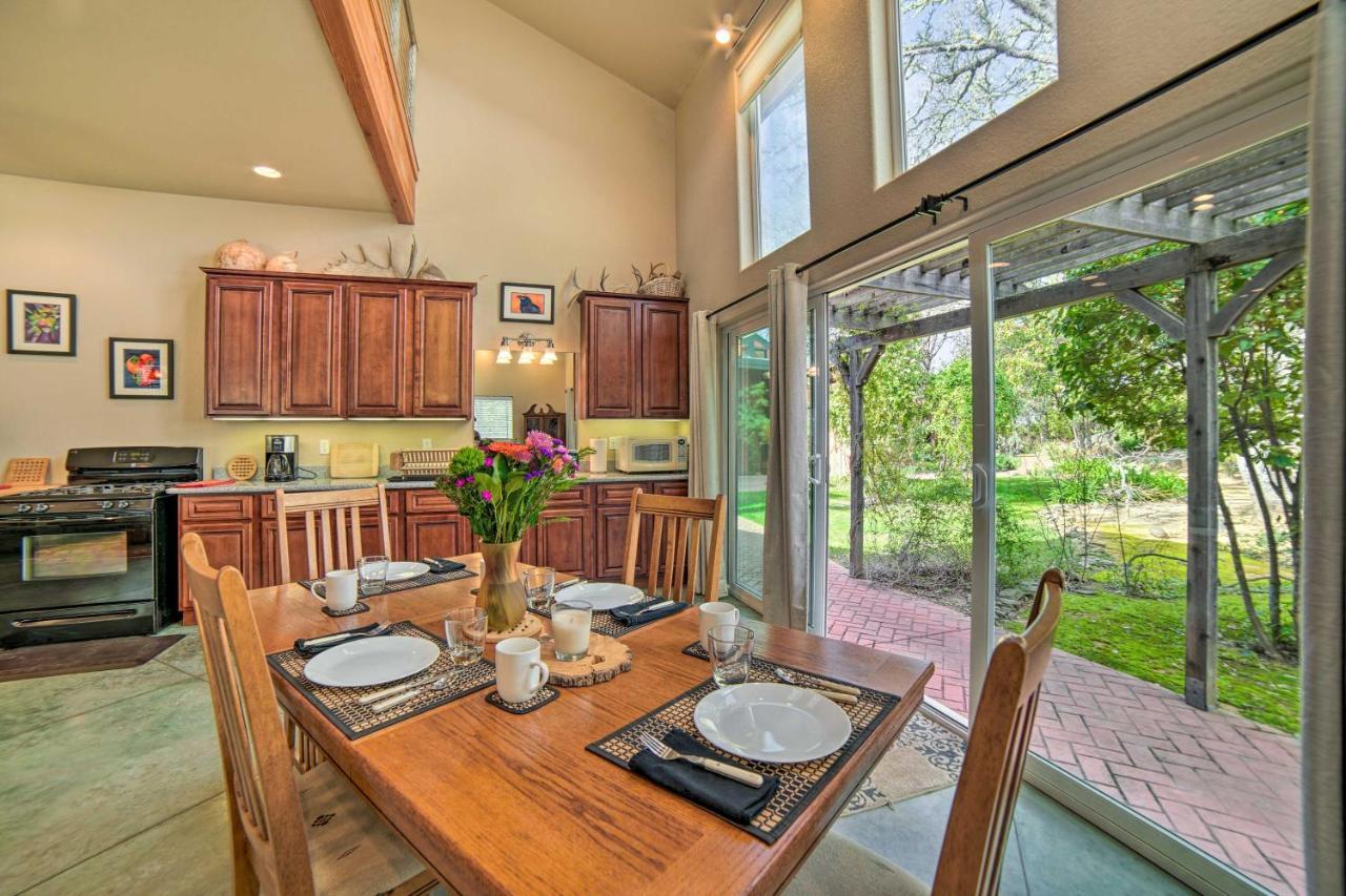 Hilltop Loft Ukiah Vacation Rental! ภายนอก รูปภาพ