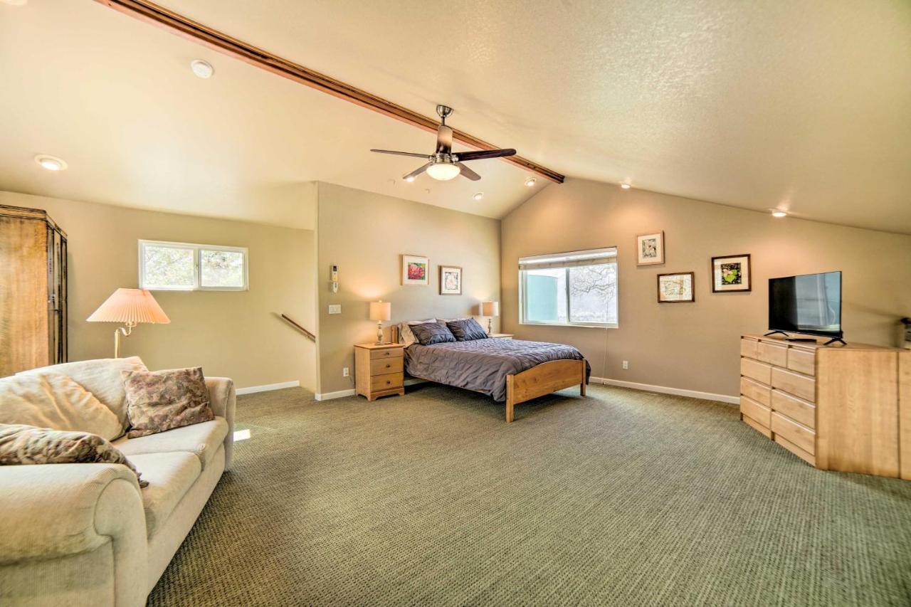 Hilltop Loft Ukiah Vacation Rental! ภายนอก รูปภาพ
